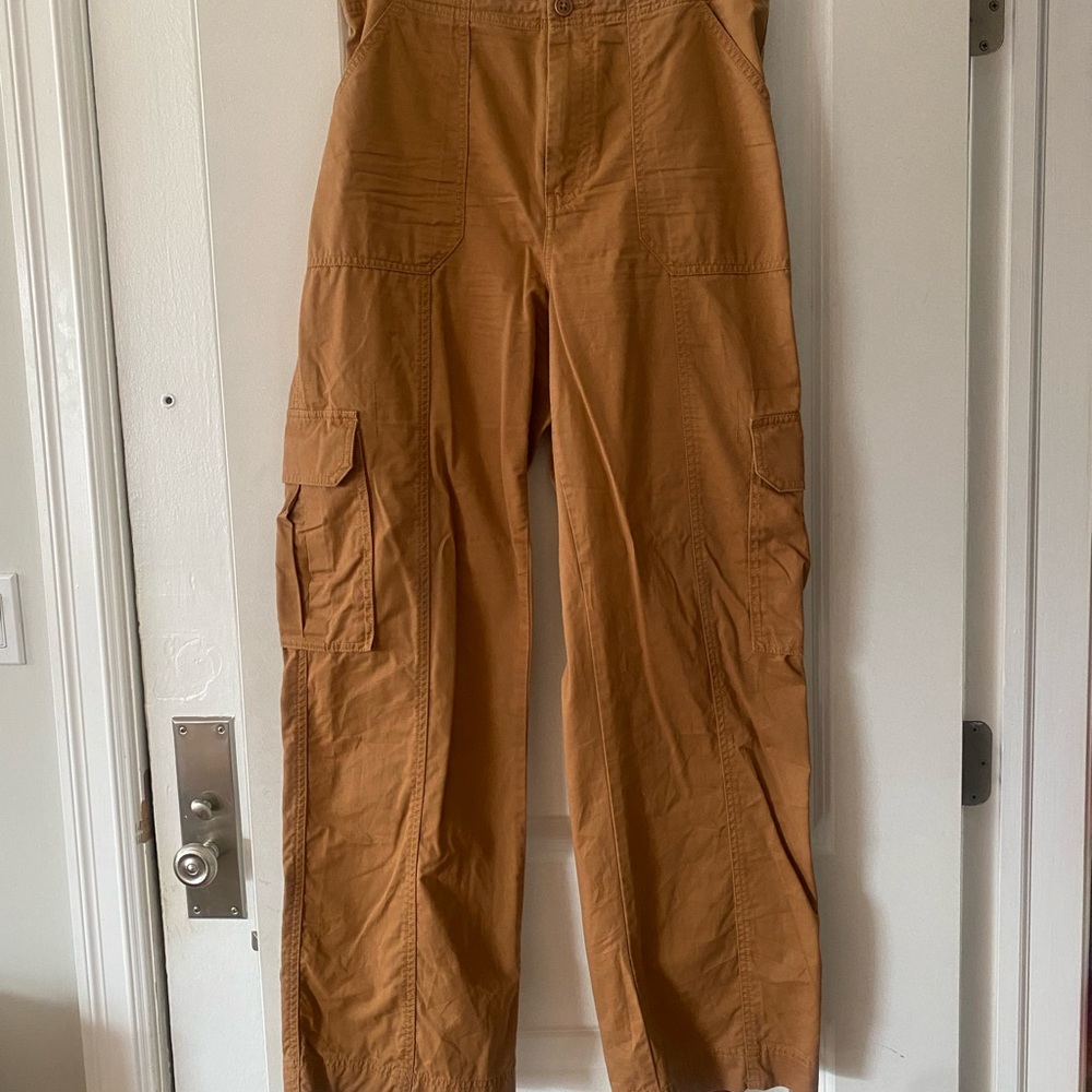 Relaxed Khaki Cargo Pants